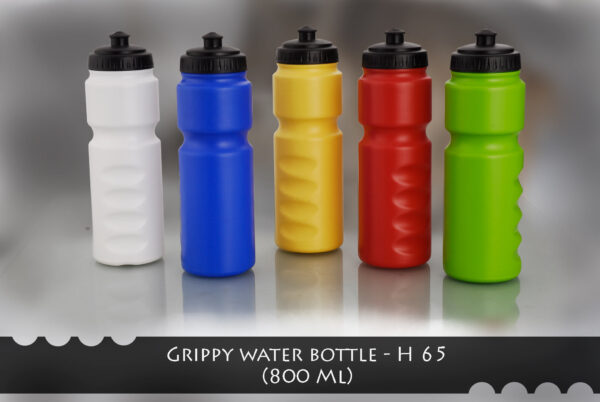 H65 - Grippy sipper water bottle (800 ml)