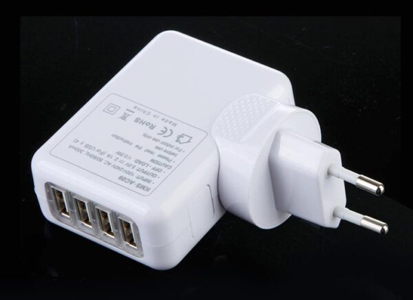 Z11 - 4 USB travel charger 2A